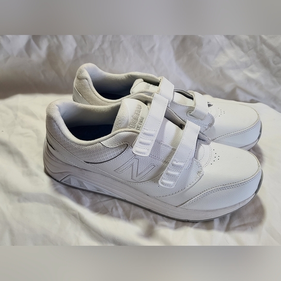 New Balance Orthodontic style shoe 938v3 size 11 - Picture 8 of 12